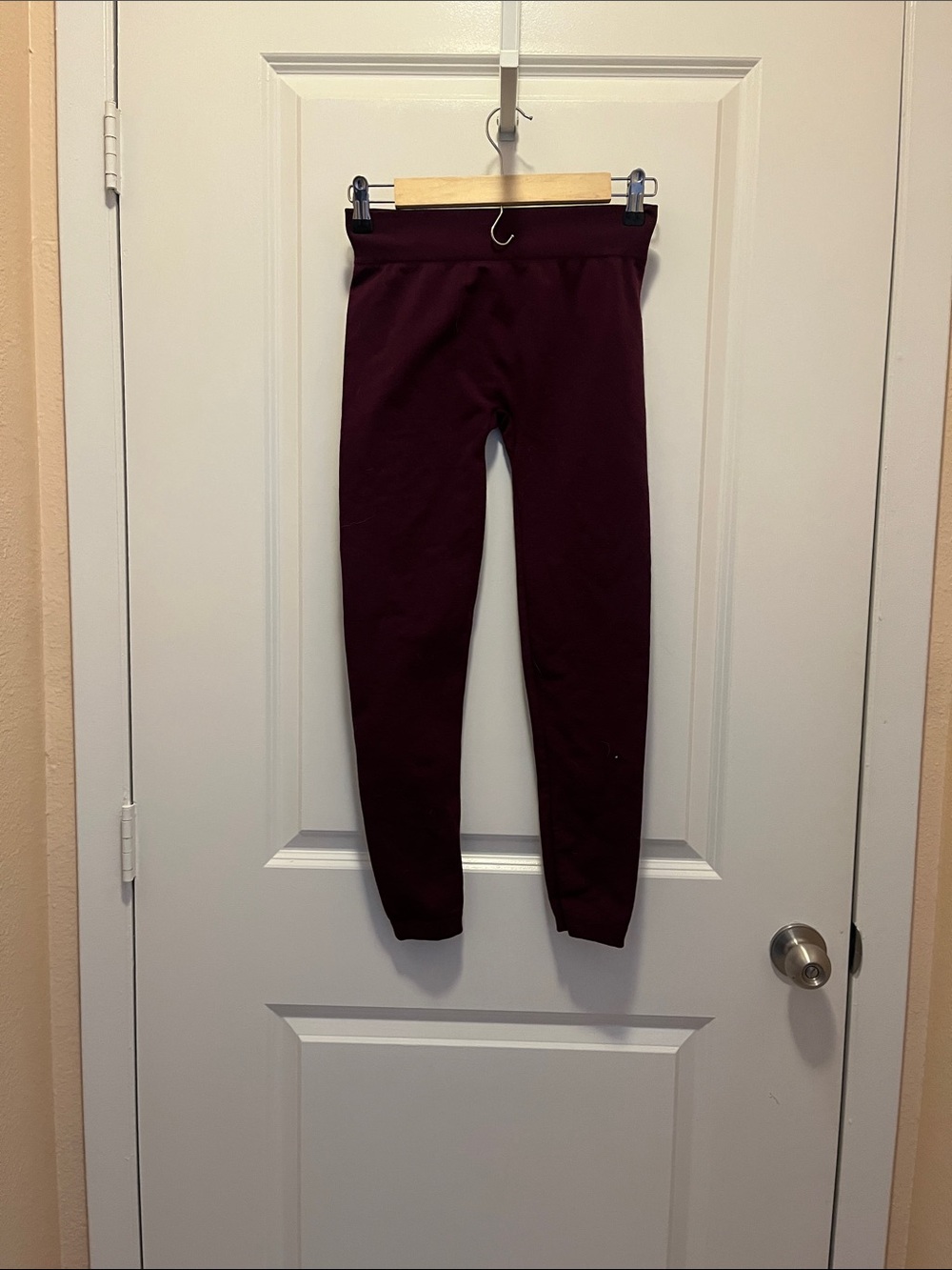 Women's Burgundy Pull-On Leggings